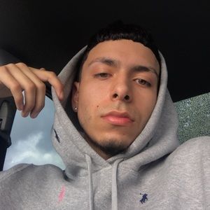 Meet your Posher, Nicolas